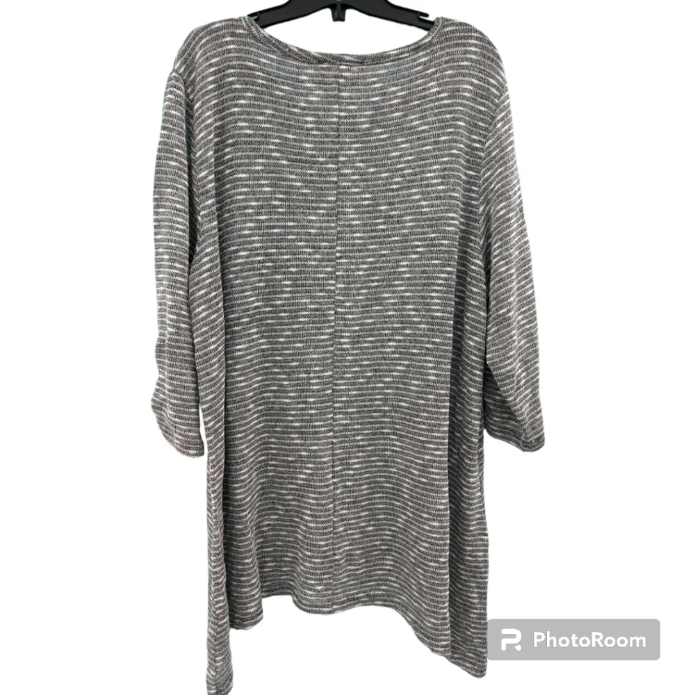 Lily Morgan Blouse/Top.  White and Grey. 2XL. - Picture 5 of 9